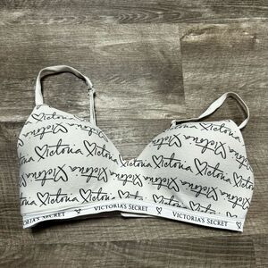 Victoria’s Secret T-Shirt Lightly Lined Wireless Bra Size 34D